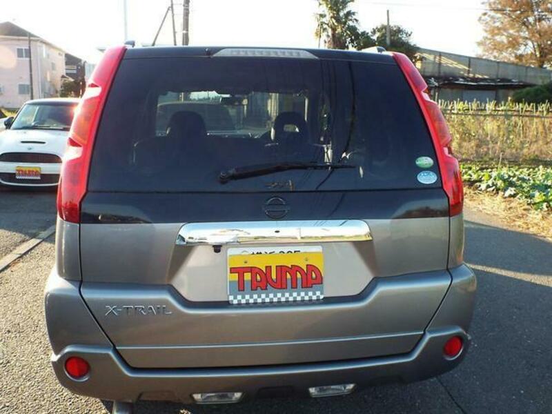 X-TRAIL