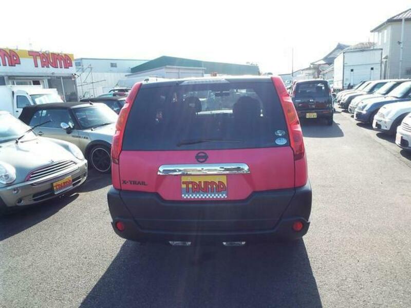 X-TRAIL