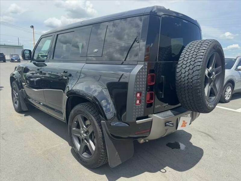 DEFENDER