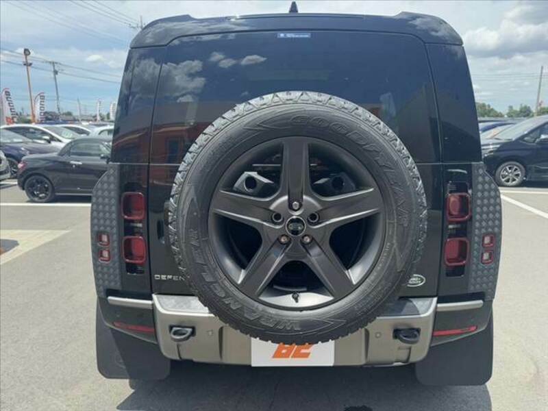 DEFENDER