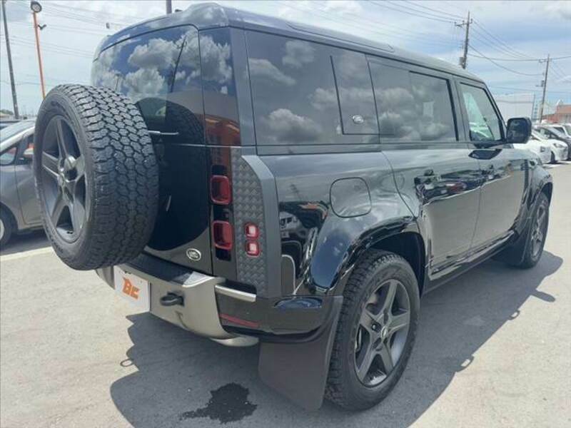 DEFENDER