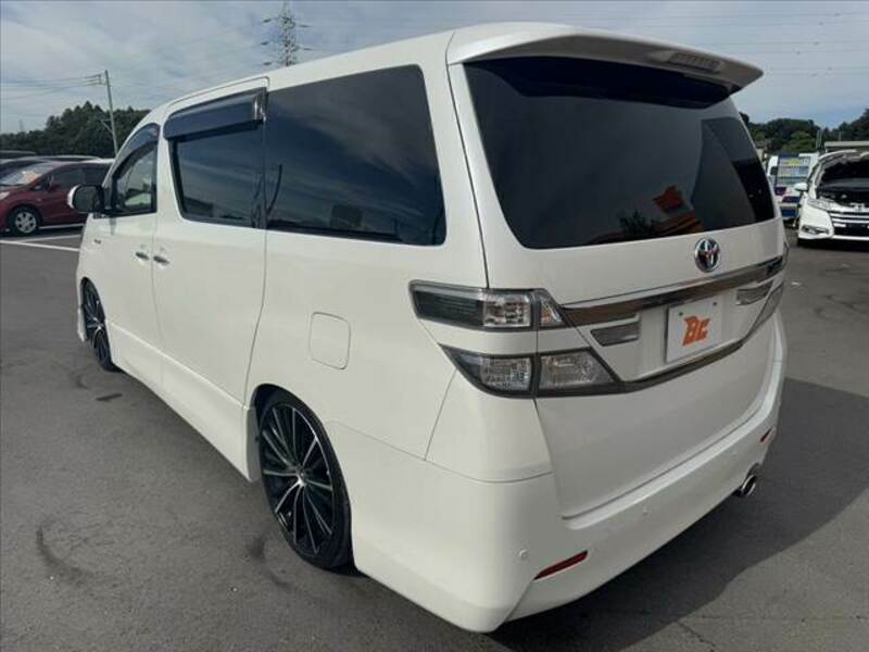 VELLFIRE