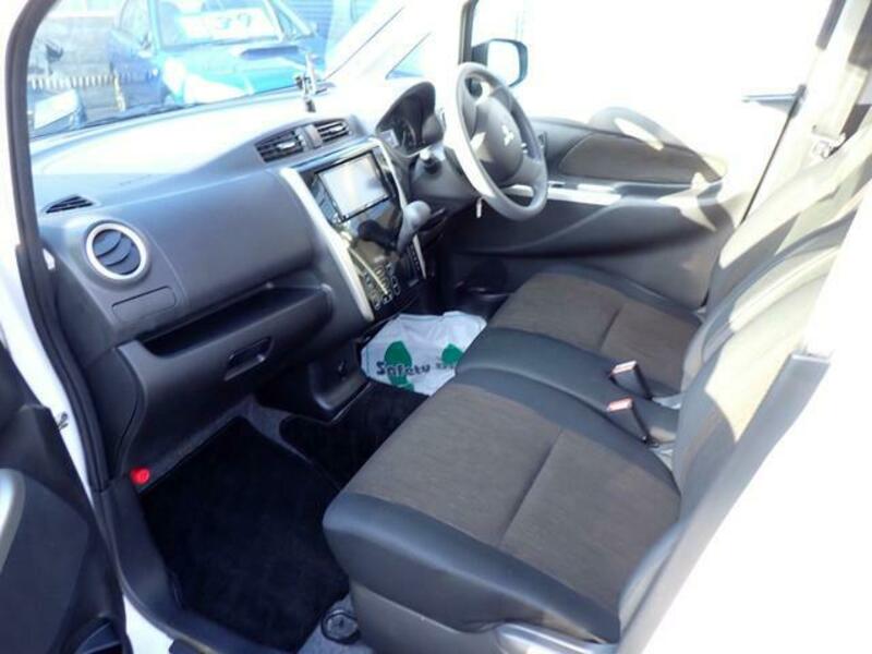 EK CUSTOM
