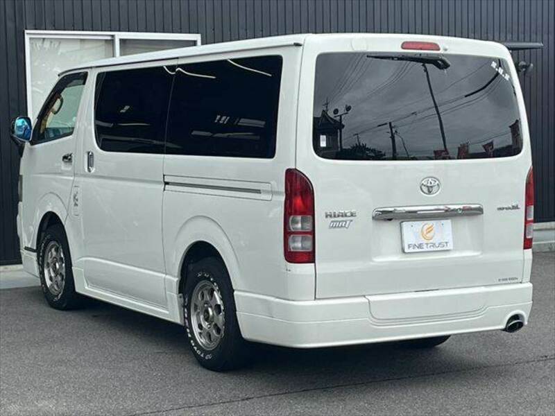 HIACE VAN