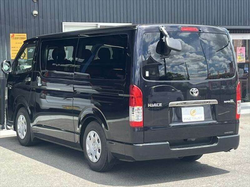 HIACE VAN