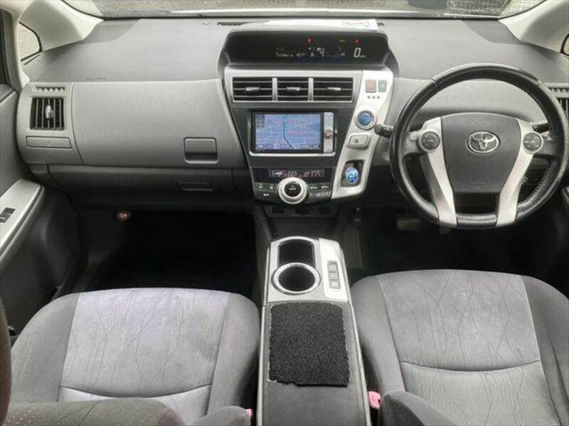 PRIUS ALPHA