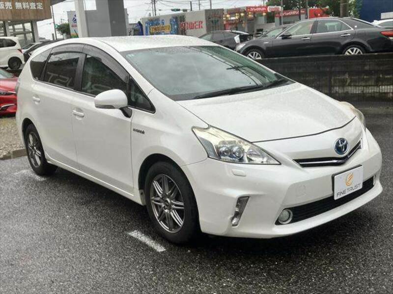 PRIUS ALPHA