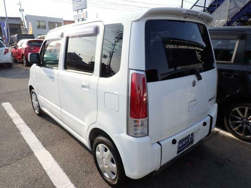 WAGON R