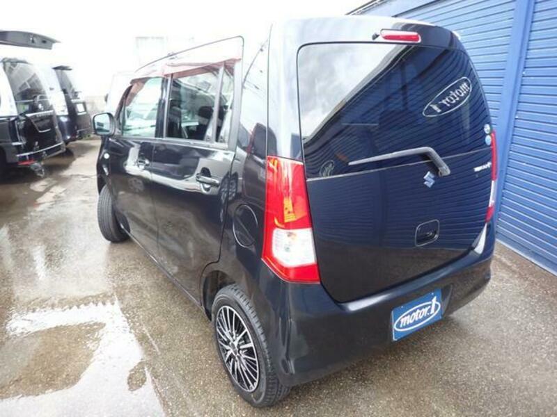 WAGON R