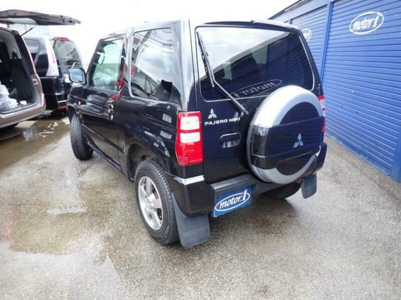 PAJERO MINI
