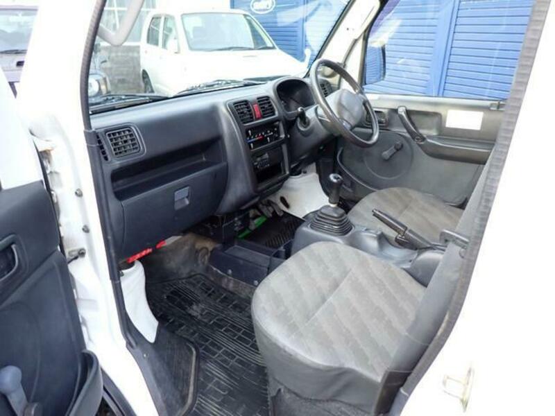 CARRY TRUCK