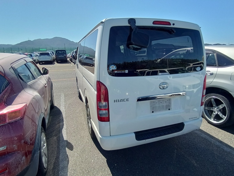 HIACE VAN