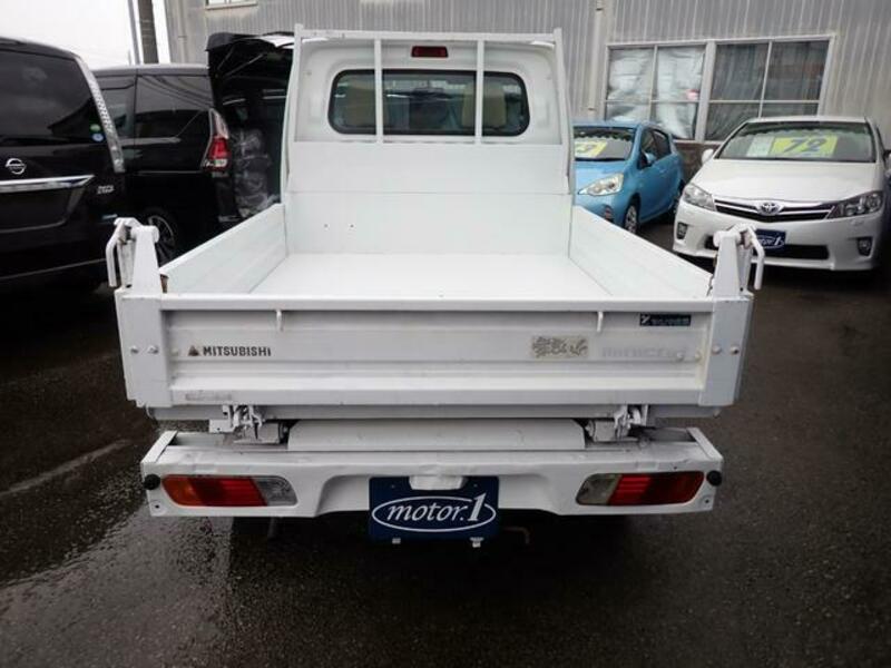 MINICAB TRUCK