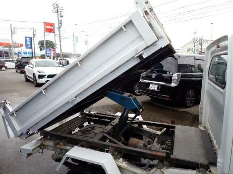 MINICAB TRUCK