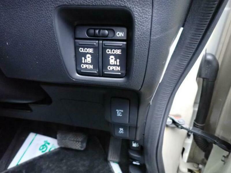 N BOX