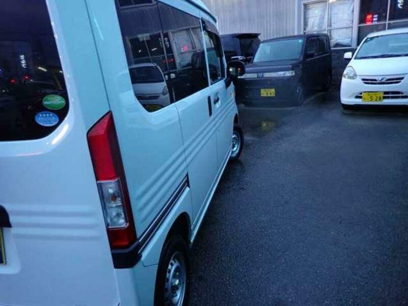 N-VAN