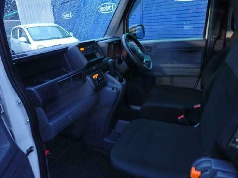 N-VAN