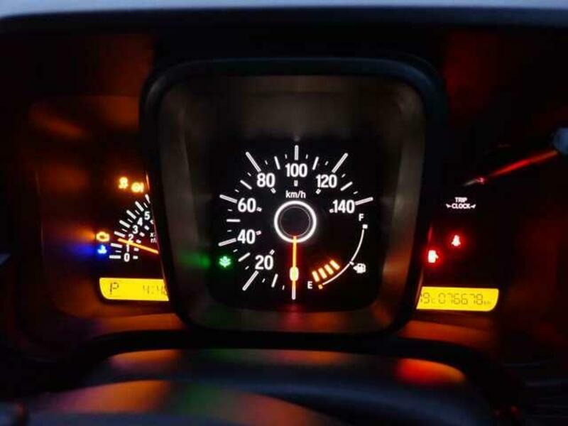 N-VAN