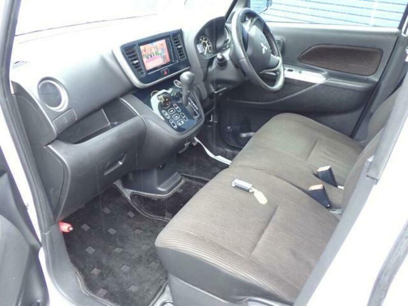 EK SPACE CUSTOM