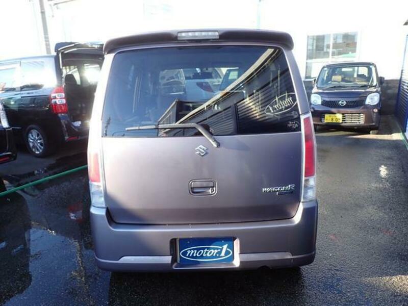 WAGON R