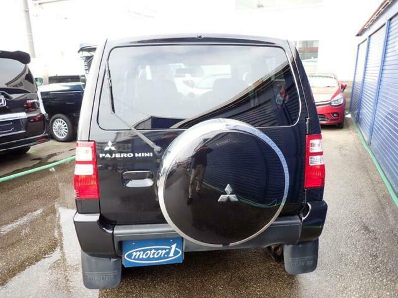 PAJERO MINI