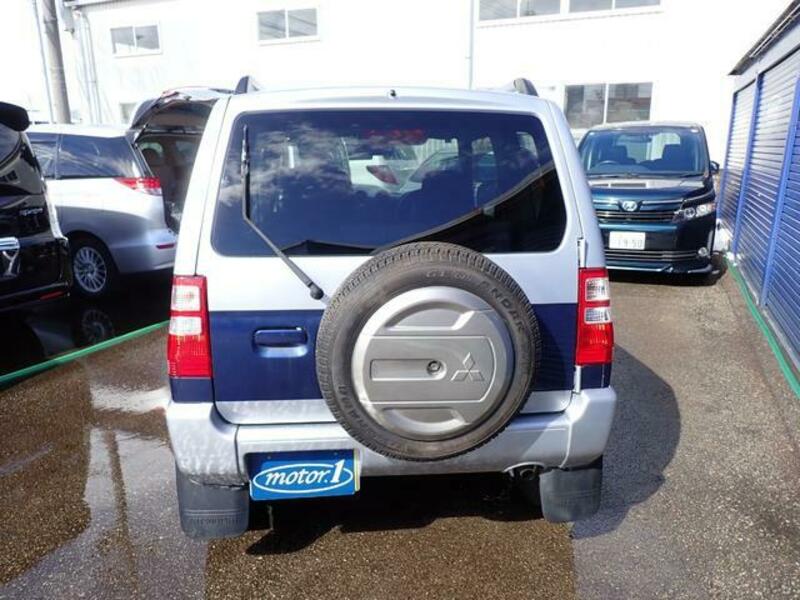 PAJERO MINI