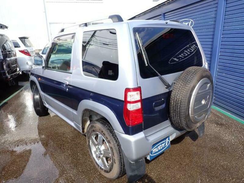 PAJERO MINI