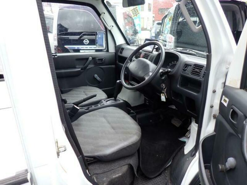 CARRY TRUCK