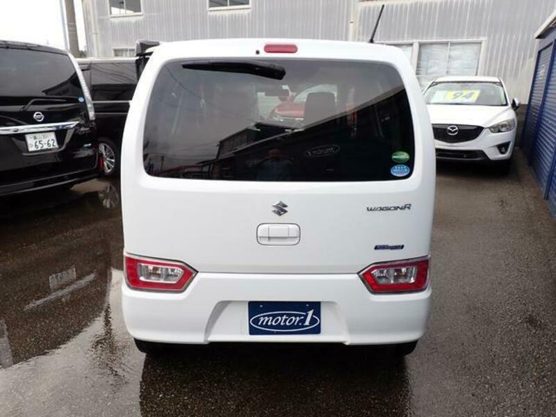 WAGON R