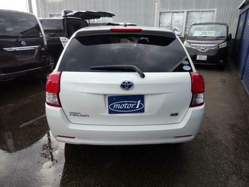 COROLLA FIELDER