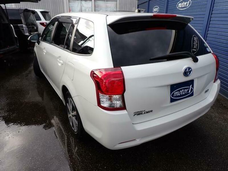 COROLLA FIELDER