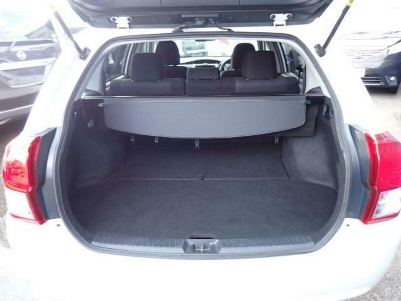 COROLLA FIELDER