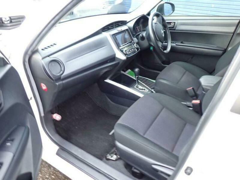 COROLLA FIELDER