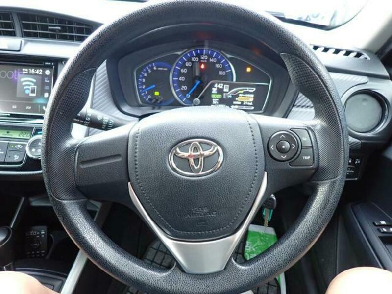 COROLLA FIELDER