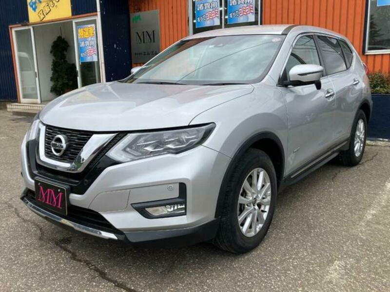 X-TRAIL