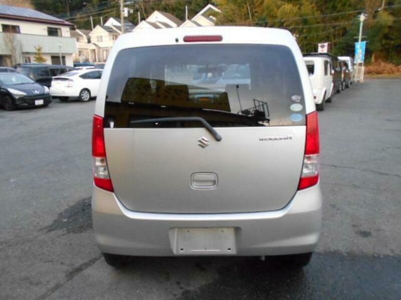 WAGON R