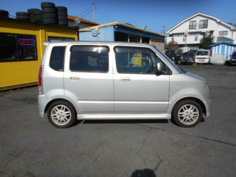 WAGON R