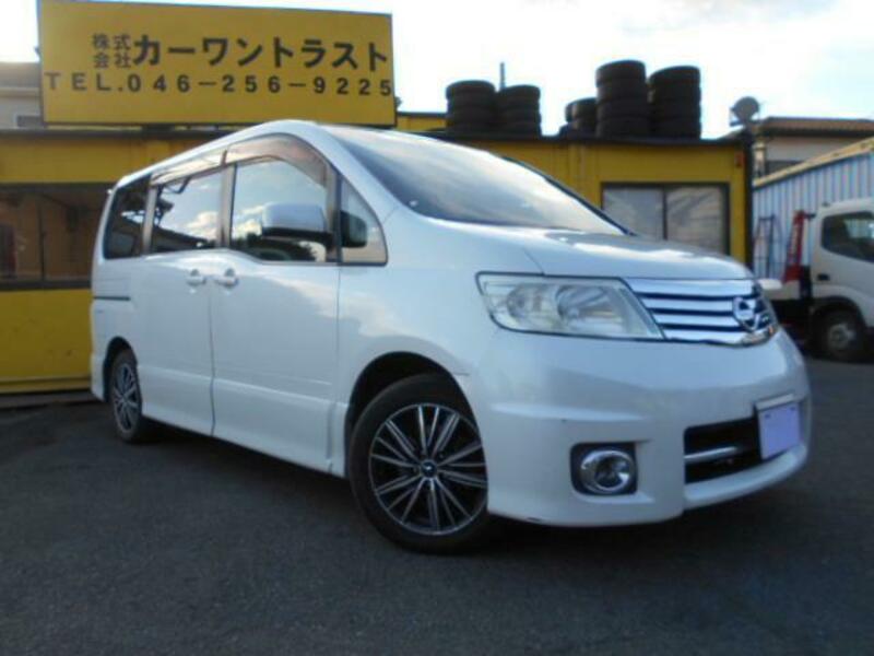 NISSAN SERENA