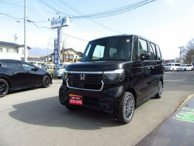 HONDA N BOX CUSTOM