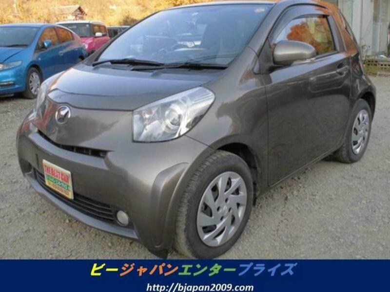 TOYOTA IQ