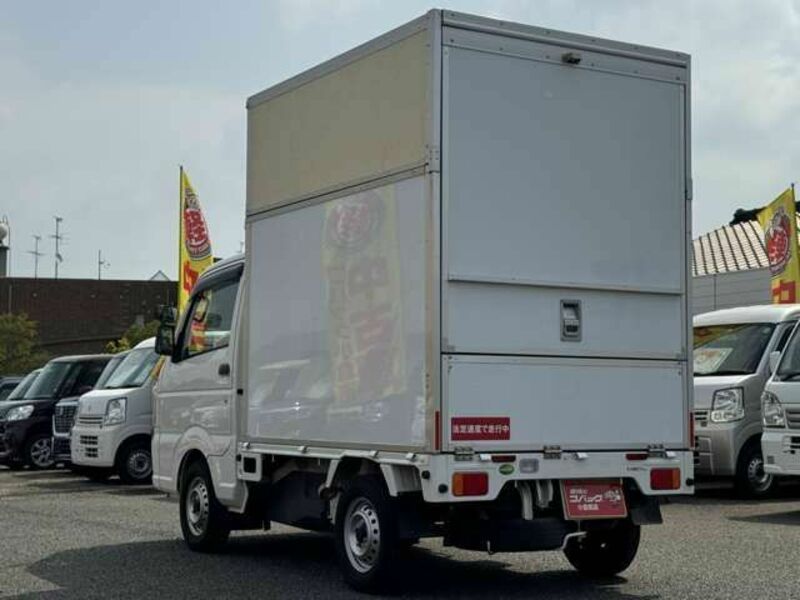CARRY TRUCK