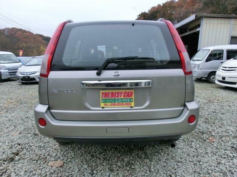 X-TRAIL