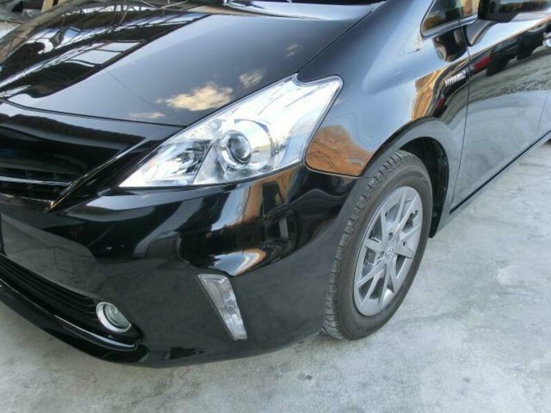 PRIUS ALPHA