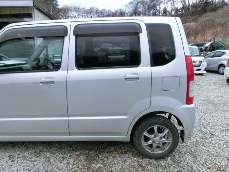 WAGON R