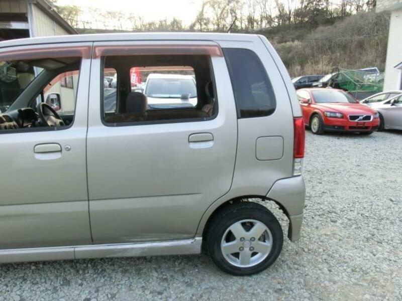 WAGON R