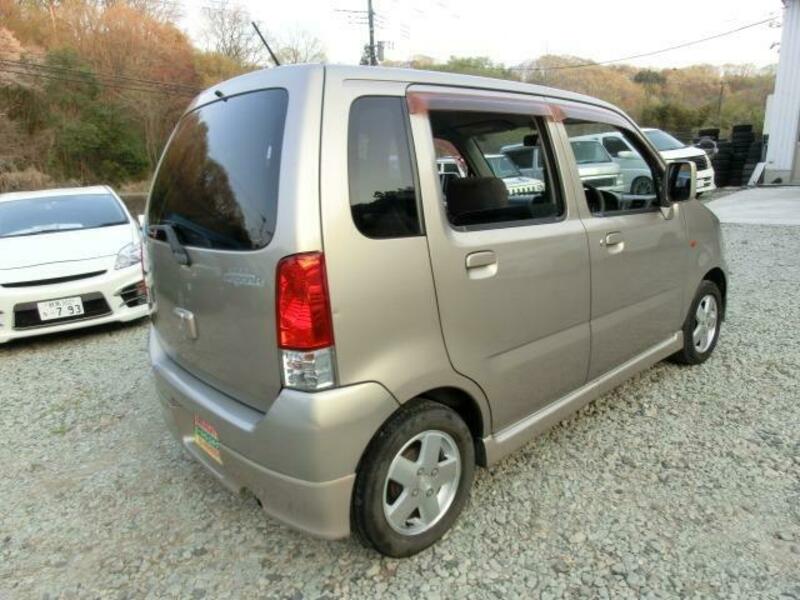 WAGON R
