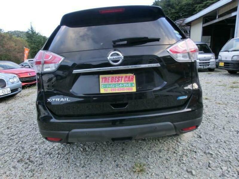 X-TRAIL
