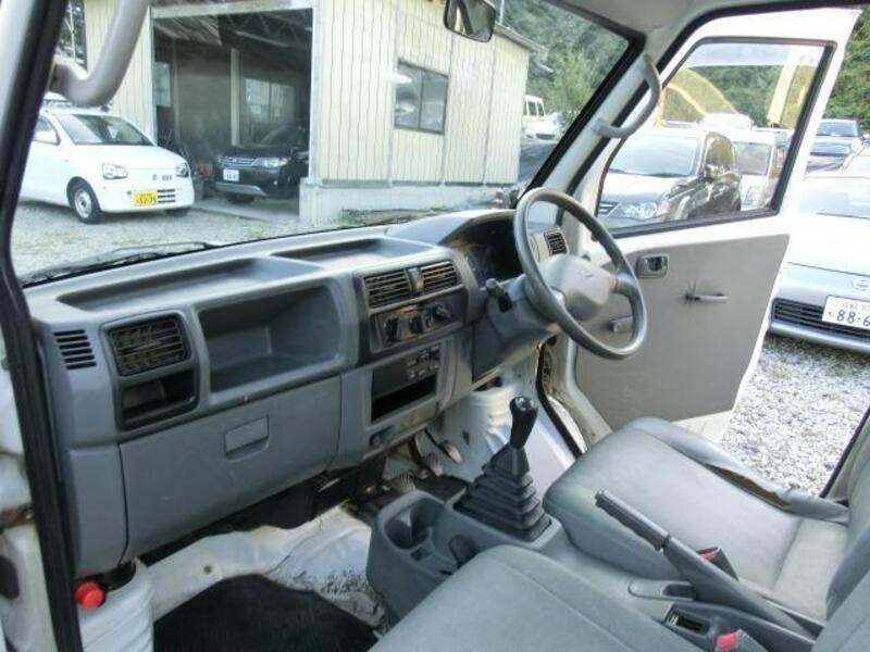 MINICAB TRUCK