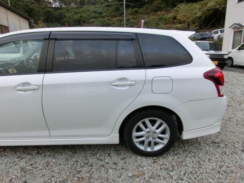 COROLLA FIELDER