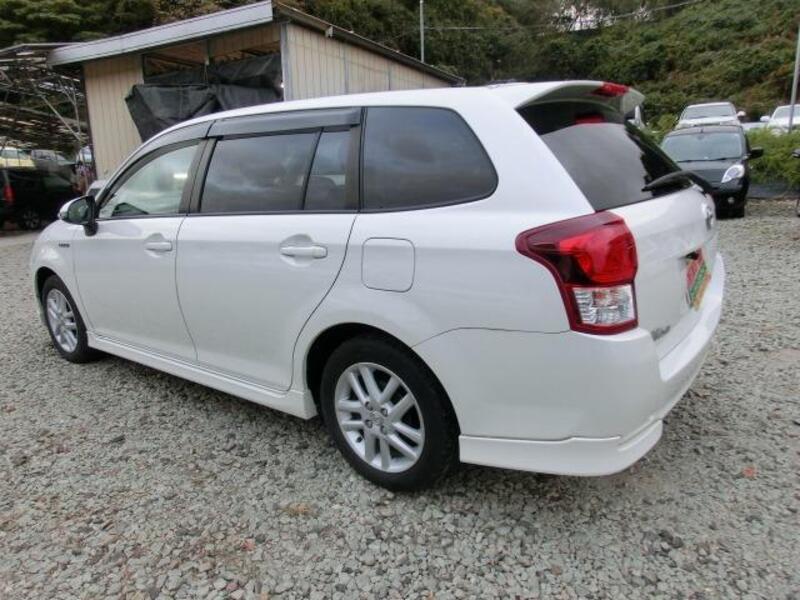 COROLLA FIELDER